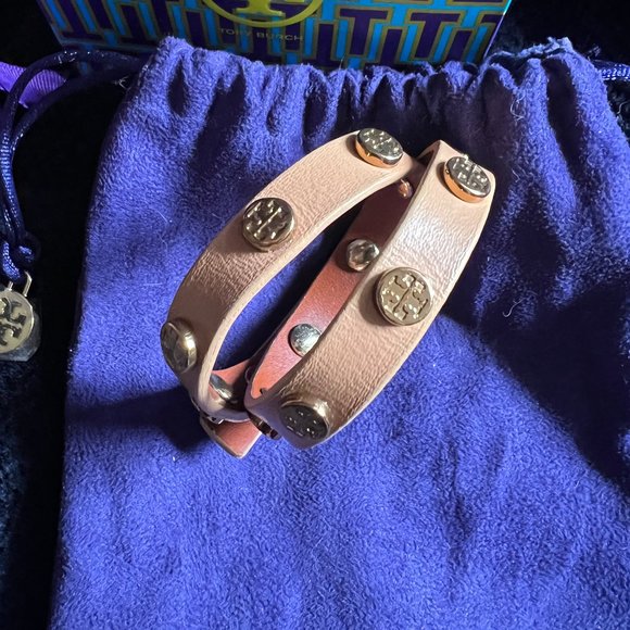 TORY BURCH Double Wrap Leather Logo Bracelet 🎁 in Original Drawstring Pouch - Picture 3 of 3